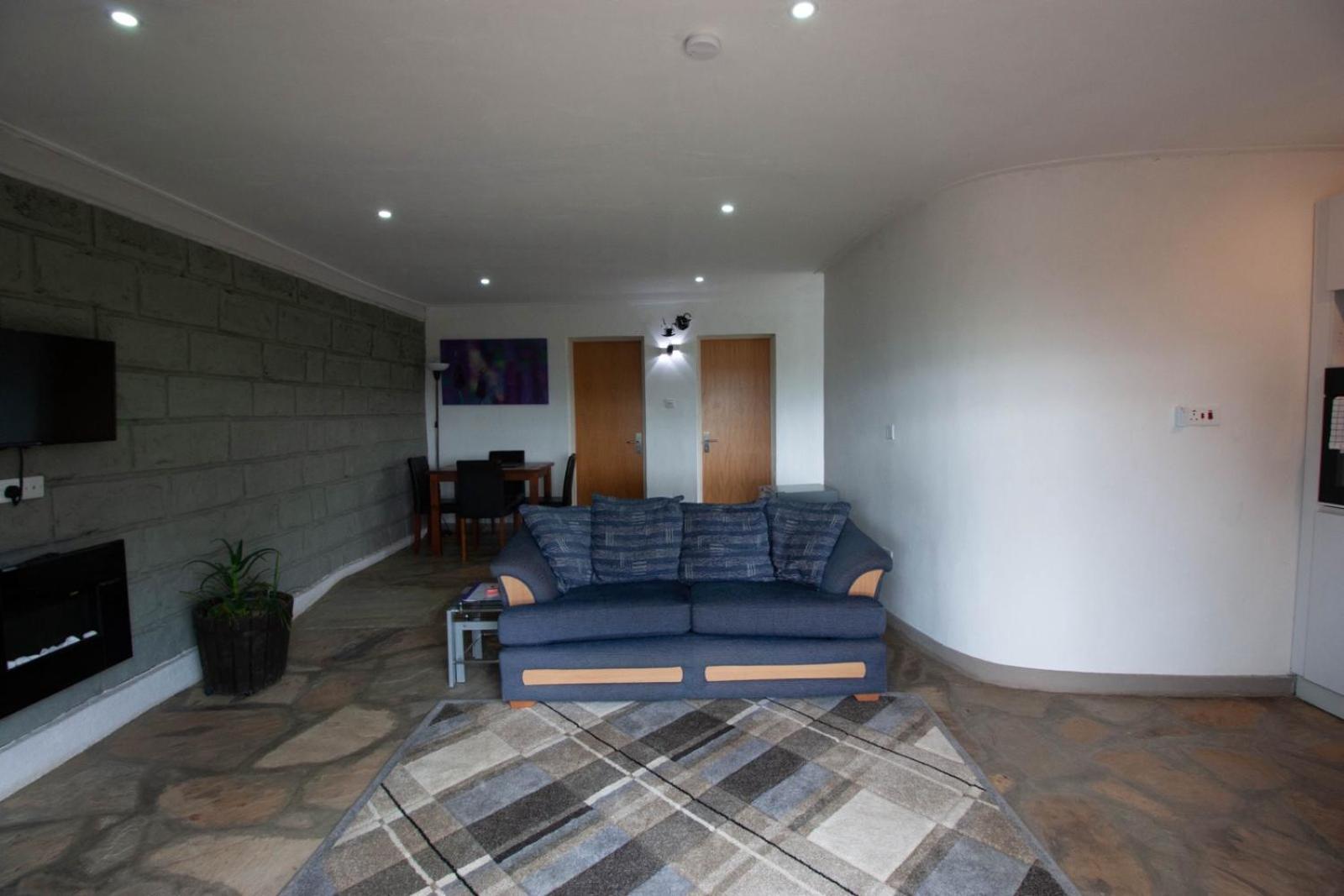 Homely Cottage Near Lake Naivasha, Elwai Visitor Centre Heni Village 外观 照片